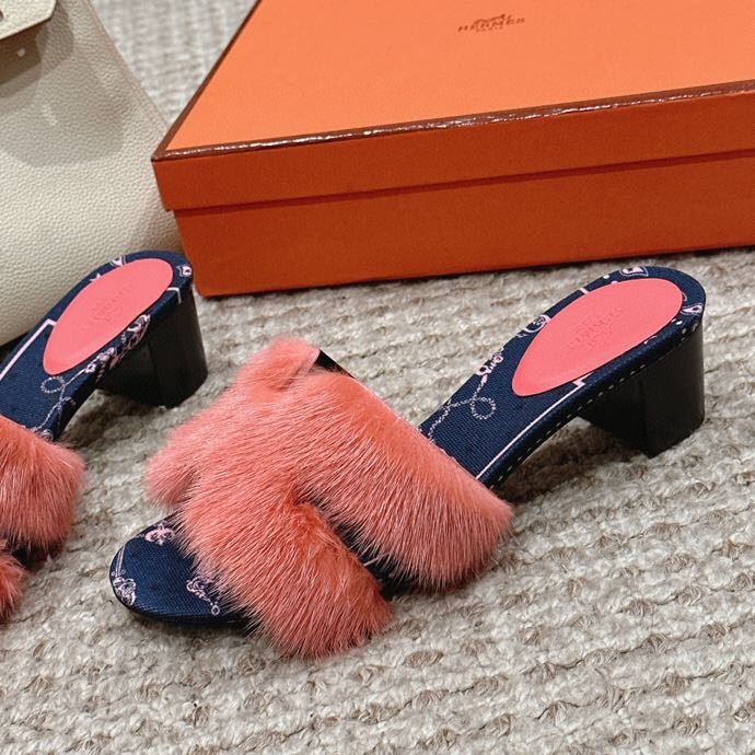 Hermes Slippers